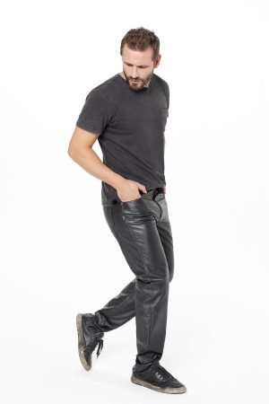 calça de couro masculina